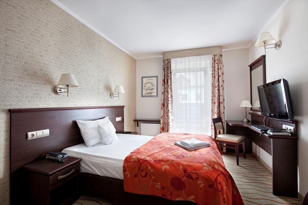 Malinowy Dwor Hotel Medical Spa Świeradów-Zdrój Pokoj fotografie